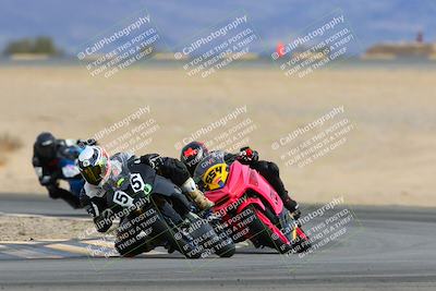 media/Jan-16-2022-CVMA (Sun) [[7f3d92989d]]/Race 13 500 Supersport-350 Supersport/